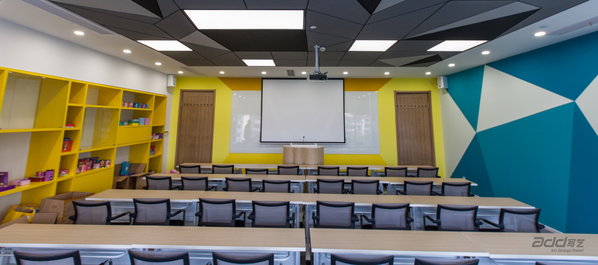 愛(ài)哆哆辦公室設(shè)計(jì) 培訓(xùn)室-pc